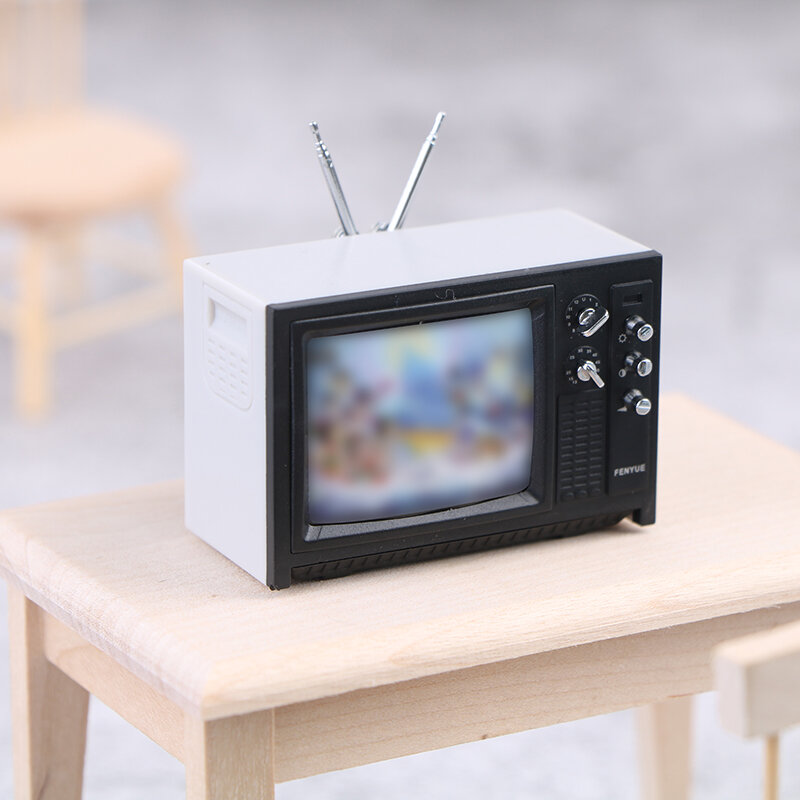دمية صغيرة الرجعية التلفزيون لعبة الحلي مصغرة محاكاة الأثاث لغرفة المعيشة الديكور
