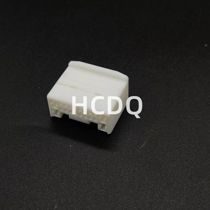 10 PCS Original and genuine 6098-3826 automobile connector plug housing supplied from stock