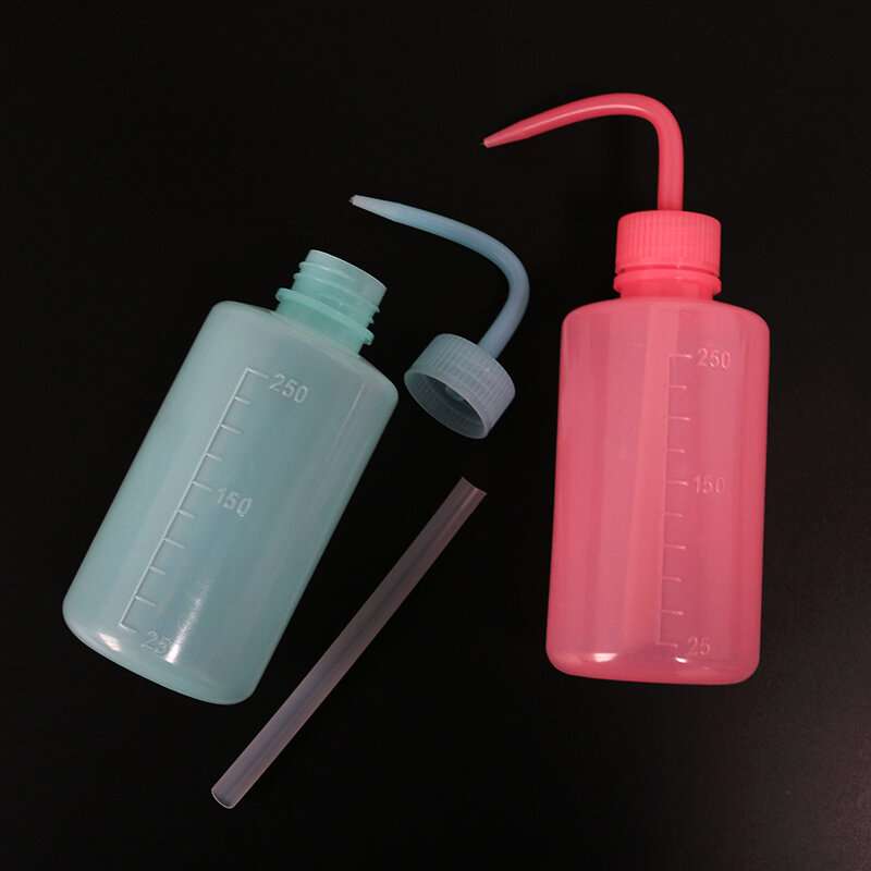 الكوع البلاستيك مختبر كوب 250 مللي الحجم الكيميائية التفتيش معدات المختبرات الوشم الأزرق/الوردي زجاجة ماء