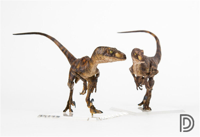 مجمّع أشكال ديناصور من ماركة دينو دريم بمقياس 1:15 على شكل مجمّع لألعاب الأطفال والبالغين