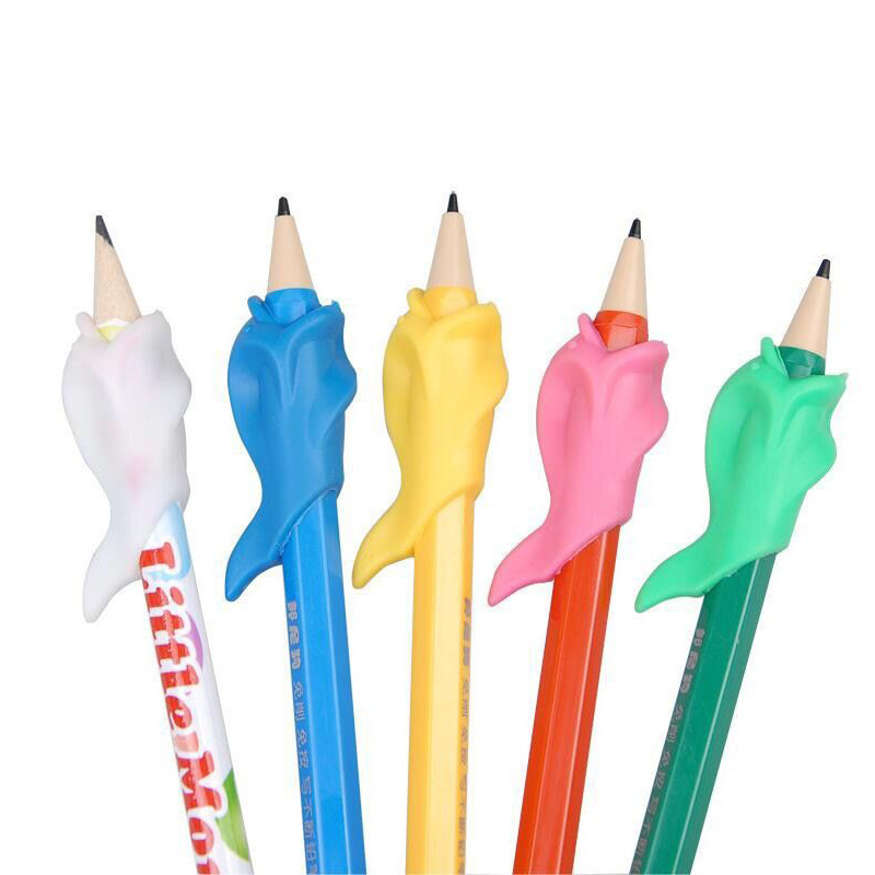 5 قطعة قلم السمك ماسِك للجوّال قلم سيليكون فهم الكتابة تصحيح الجهاز للطفل الطفل الأطفال تعلم المعونة قبضة القرطاسية
