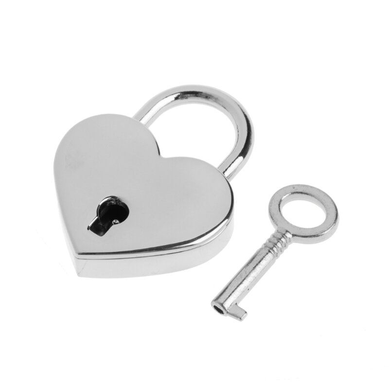 قفل صغير بتصميم عتيق على شكل قلب ، قفل حماية لأدراج خزانة الأطفال