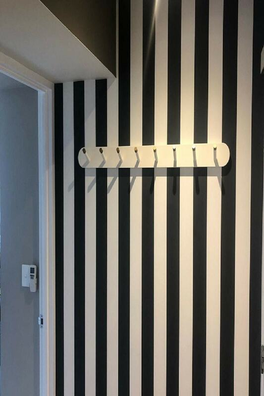 ديكور منزلي سميك مخطط زيبرا أسود أبيض ورق حائط مساحة 5 متر مربع لعام 100 صنع في تركيا