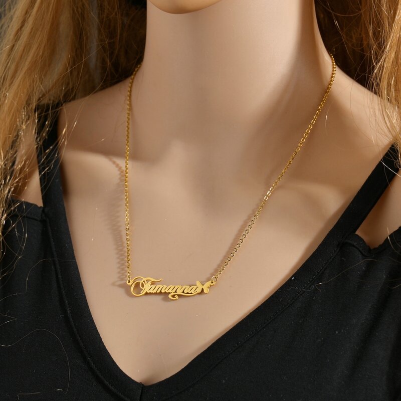 Akizoom-اسم مخصص قلادة فراشة للنساء ، قلادة لوحة اللون الذهبي ، سلسلة الفولاذ المقاوم للصدأ ، هدية مجوهرات مخصصة