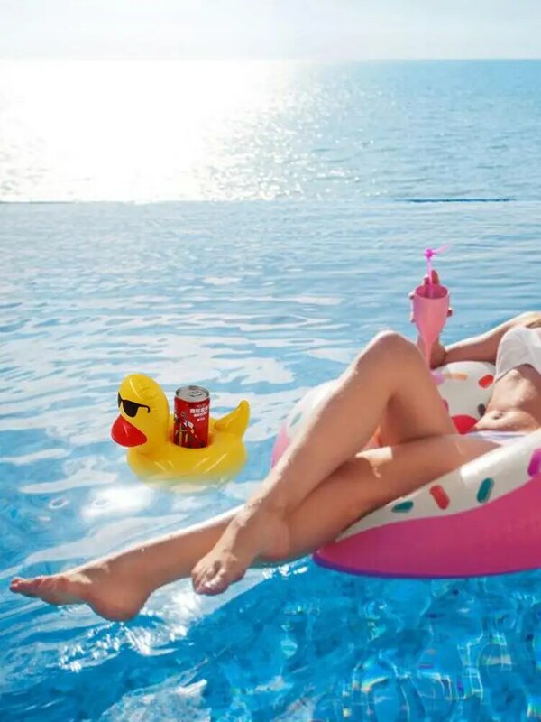 الصيف حمام سباحة البطة شرب كأس حامل Iatable العائمة المشروبات كوستر النظارات الشمسية مصغرة الأصفر بطة كوستر لحمام السباحة