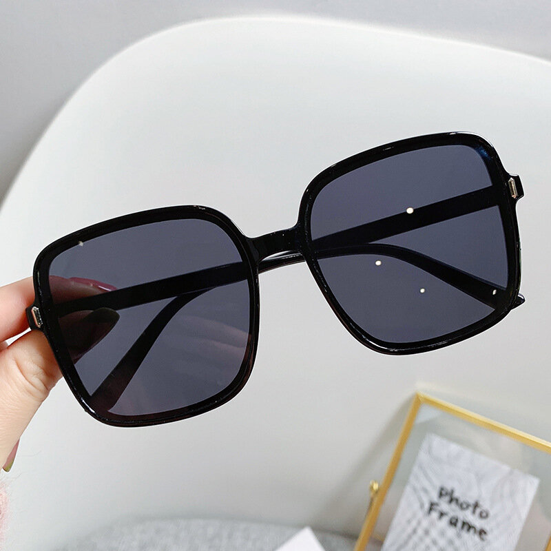 New Oversized Rectangle Sunglasses Women's Fashion Square Sun Glasses Men's Classic Vintage Eyewear UV400 Oculos De Sol