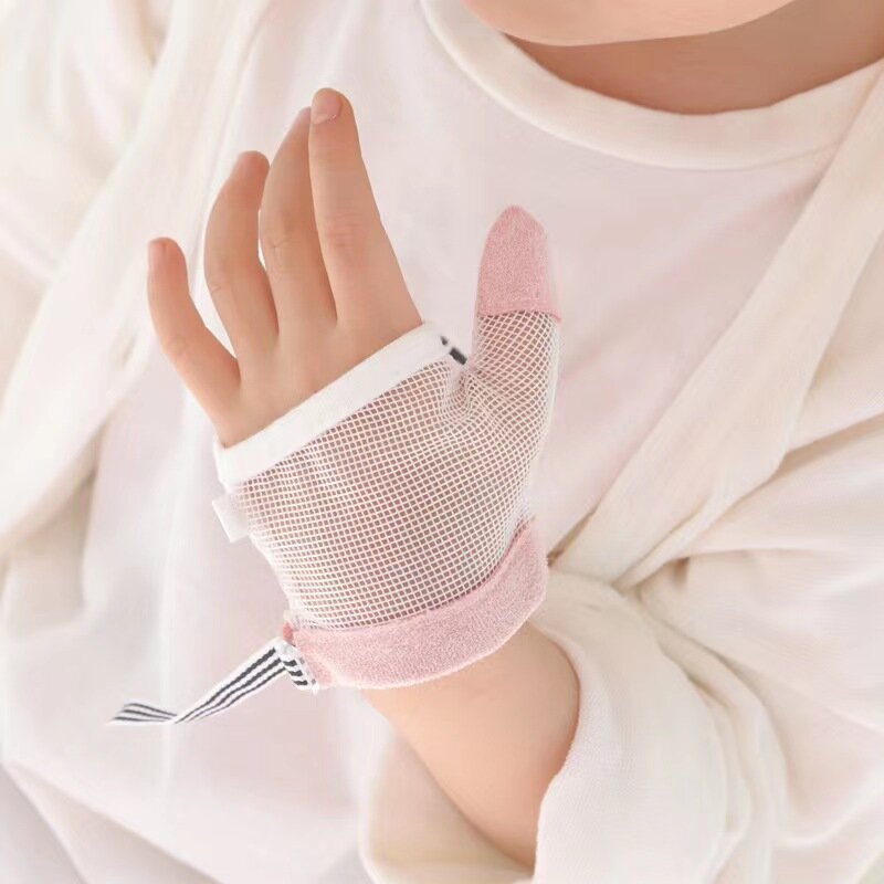 1 زوج الرضع الأطفال مكافحة العض أكل قفازات حماية اليد منع الطفل من الأصابع يساعد على وقف مص الأظافر دعوى غير مؤذية