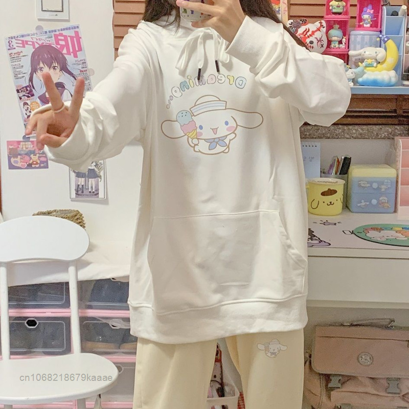ملابس Sanrio بلوزات فضفاضة مطبوعة بأكمام طويلة للسيدات مزودة برسوم كرتونية Y2k بلوفرات جذابة على الطراز الياباني للسيدات