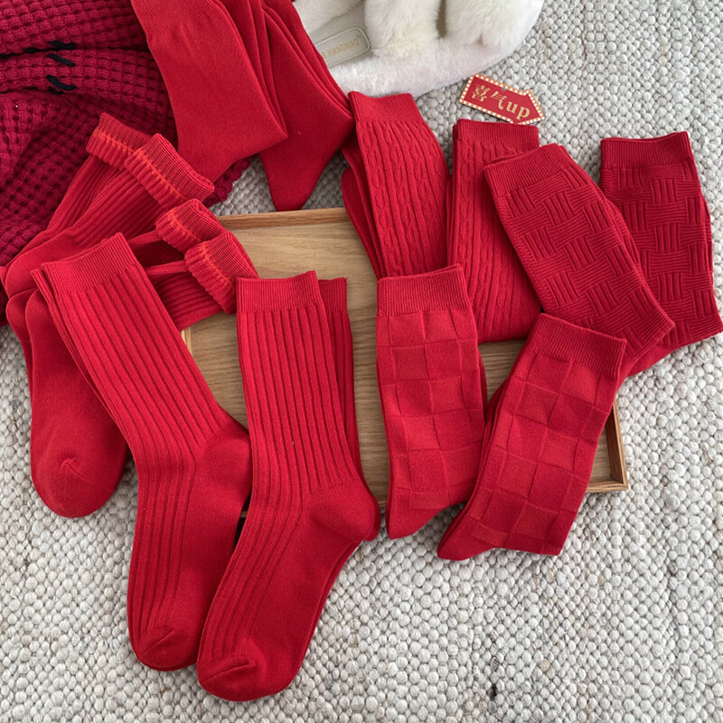 جوارب متوسطة الأنبوبة للنساء والفتيات ، أحمر كلاسيكي ، طويل ، مريح ، قطن ، هدية عيد الميلاد ، خريف ، شتاء ، موضة العام الجديد