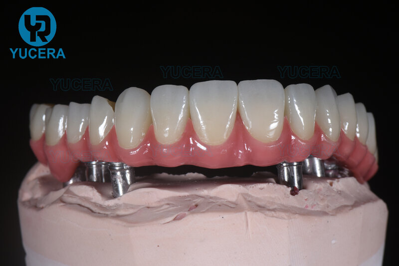 Yucera مواد طب الأسنان 71 مللي متر CadCam 4D برو متعدد الطبقات زركونيا القرص ل كامل قوس CAD كام 5 محور طحن