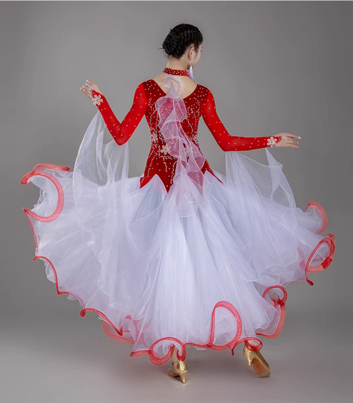 فستان مسابقة العرض الكبير للرقص الحديث ، المعيار الوطني ، ملابس أداء الرقص
