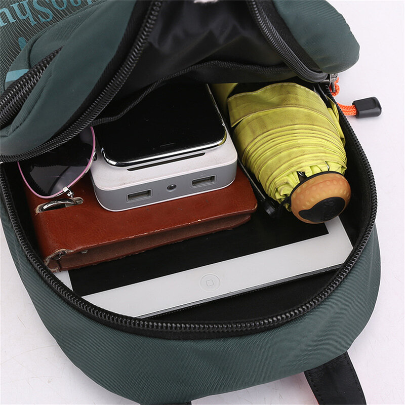 حقيبة ظهر صغيرة ناعمة متعددة الوظائف للرجال ، حقيبة كتف بحمالة ، محفظة رجالي ، حقيبة نهارية صغيرة ، موضة جديدة مصممة