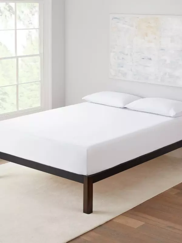 إطار سرير معدني أسود مع أرجل خشبية ، إطار سرير كوين ، أثاث غرفة نوم