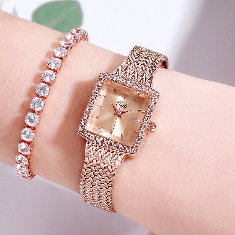 ساعة كوارتز مربعة ريترو للنساء ، زخرفة الماس الفاخرة ، ساعة معصم عالية الجودة ، حزام شبكي