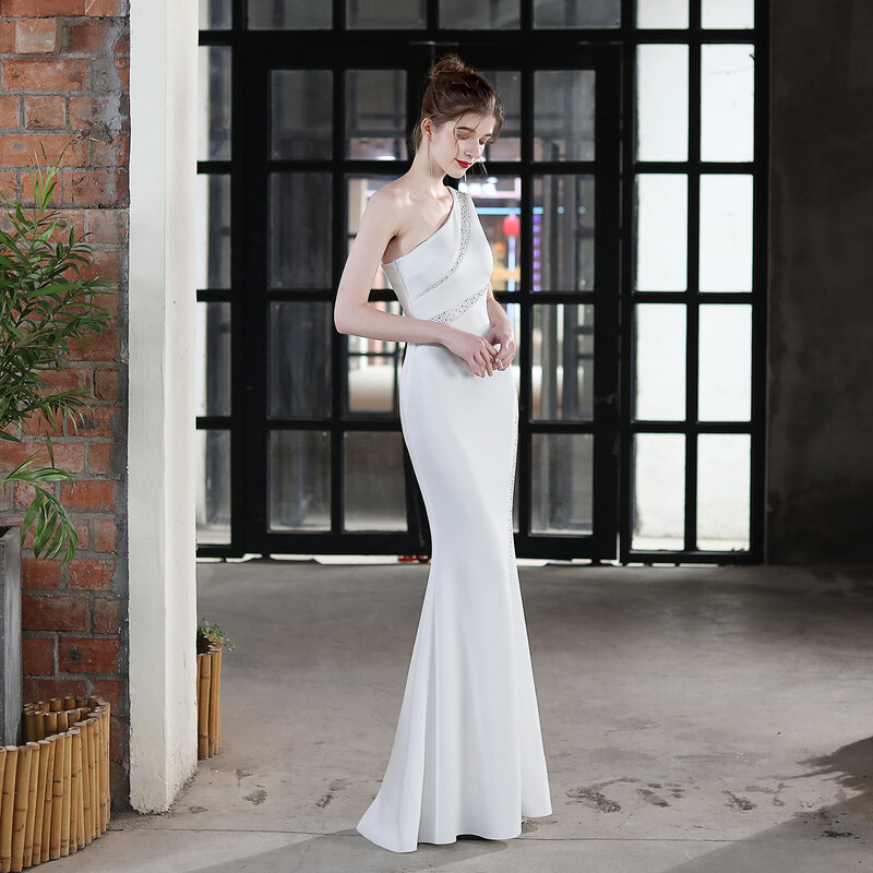 New One-Shoulder Slim Dress Women's Elegant Long Fishtail Dress With Diamonds To Host The Show Dress