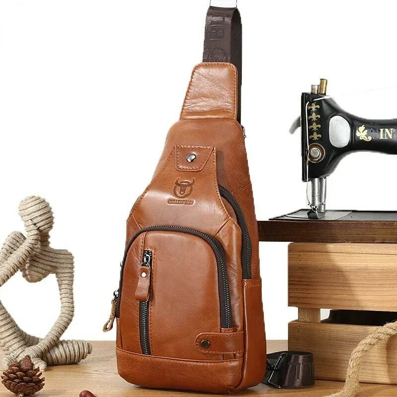 Men's Chest Bag Soft Genuine Cowhide Leather Casual Crossbody Bag with charging port