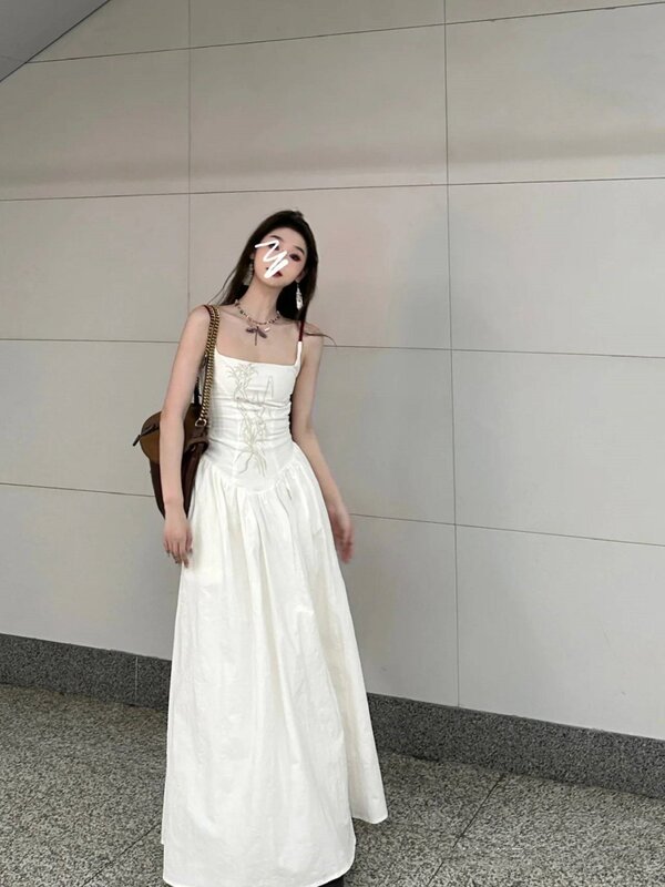 فستان نسائي أبيض متوسط الطول ، فساتين مثيرة بدون حمالة عارية الذراعين ، Y2k E-Girl ، خصر مرتفع ، جديد
