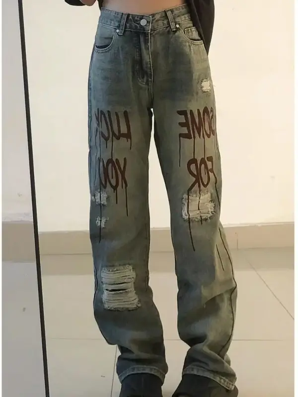 بنطلون جينز ممزق مطبوع عليه حروف أمريكية عتيقة سروال نسائي جديد فضفاض مستقيم على الأرض ملابس شارع هاراجوكو Y2k