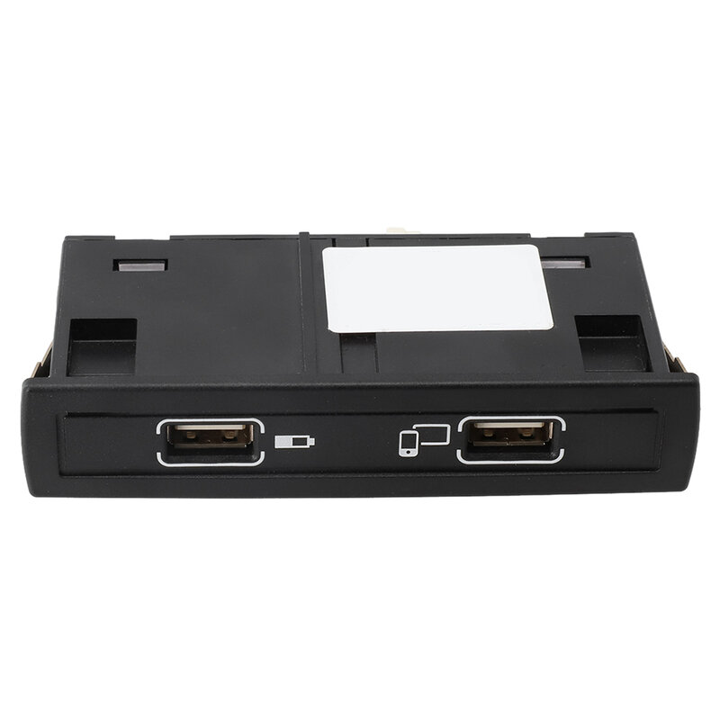 1 قطعة لوحة القيادة البلاستيكية السوداء USB مآخذ لمرسيدس CLS الفئة GLA CLA GLE رقم الجزء A1728202100 اكسسوارات السيارات