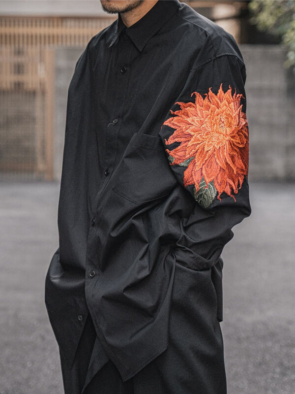 مظلمة اليابان نمط زهرة التطريز الأصلي الرجال القمصان والبلوزات للنساء أوم للجنسين قمصان كبيرة الحجم للرجال الملابس