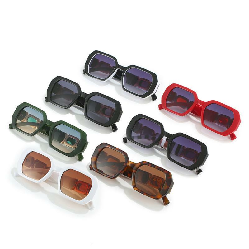 نظارات شمسية مربعة للنساء ، نظارات كبيرة الحجم ، ظلال كلاسيكية ، موضة ، شخصية ، من 1 إلى 4 * *