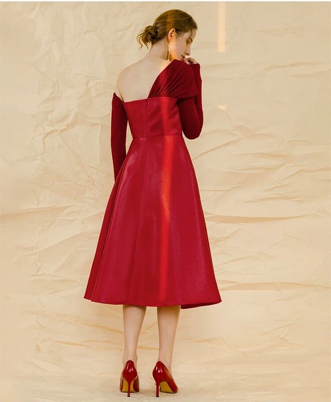 أحمر تصميم فستان حفلة تحسس منتصف طول الخصر ضئيلة طويلة الأكمام مائل الرقبة قبالة فستان باكتاف مفتوحة المرأة الراقية