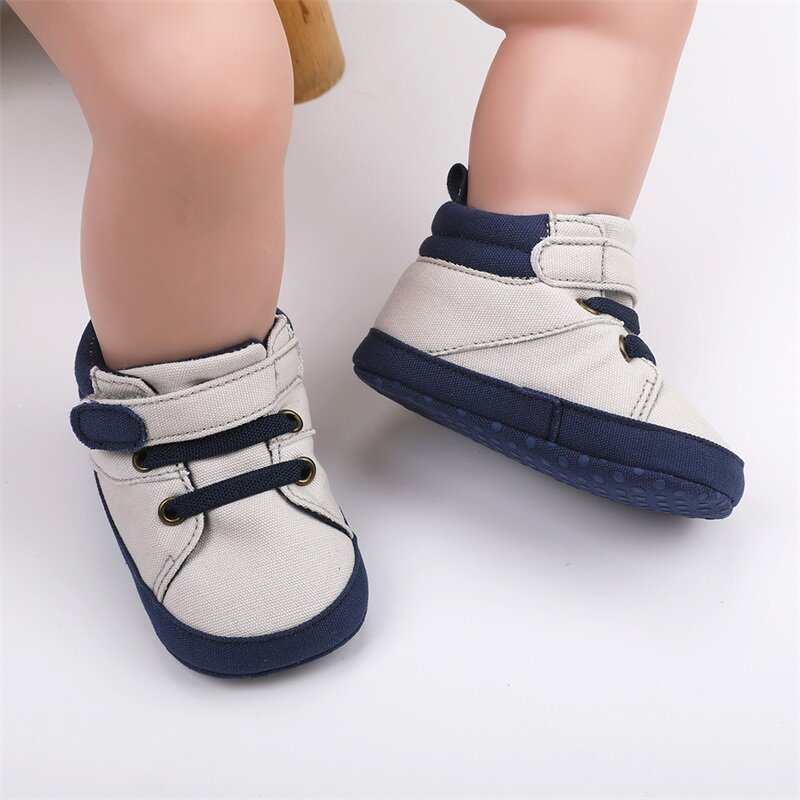 موضة جديدة حذاء طفل رضيع على النقيض من لون ناعم وحيد المضادة للانزلاق أحذية الرضع أحذية رياضية غير رسمية أحذية المشي الأولى لحديثي الولادة