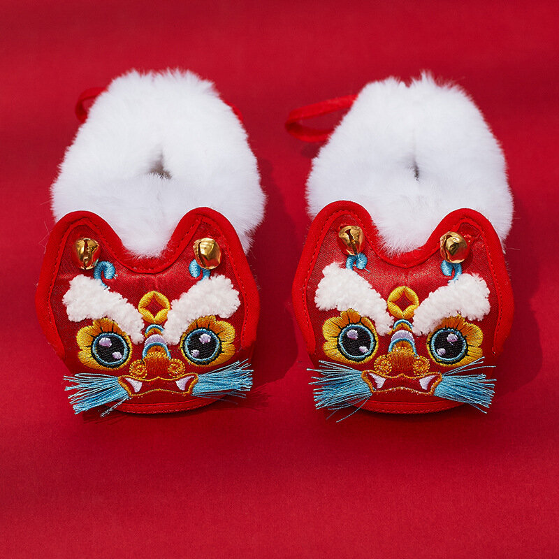 أحذية مشي للأطفال حديثي الولادة ، أحذية دافئة للأطفال ، أحذية العام الصيني الجديد للأطفال ، الشتاء