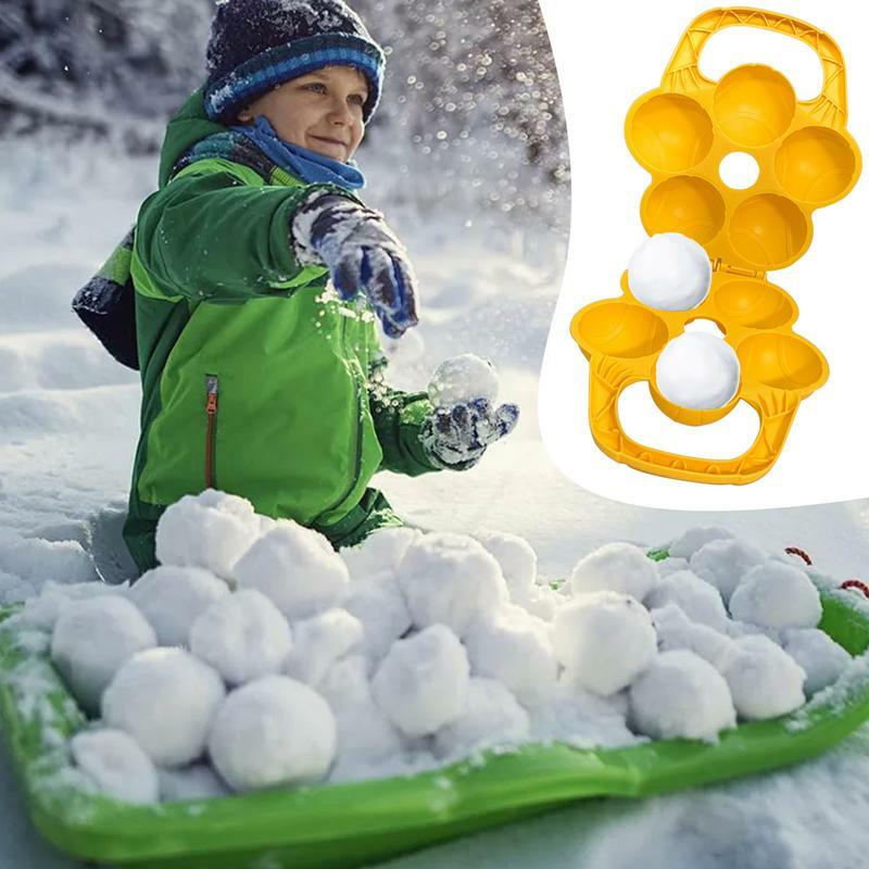مشبك صانع كرة الثلج للأطفال ، قالب كرة الثلج ، أداة صنع كرة الثلج ، في الهواء الطلق ، الأولاد ، الفتيات ، الأطفال ، الشتاء ، مكافحة اللعب