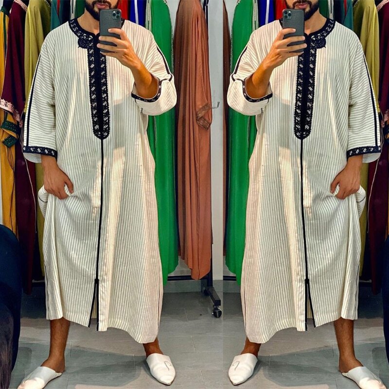 عباية إسلام الرجال الأبيض مسلم رداء الجلابة أوم موضة شريط طباعة قمصان العربية فستان عرقي ملابس للرجال