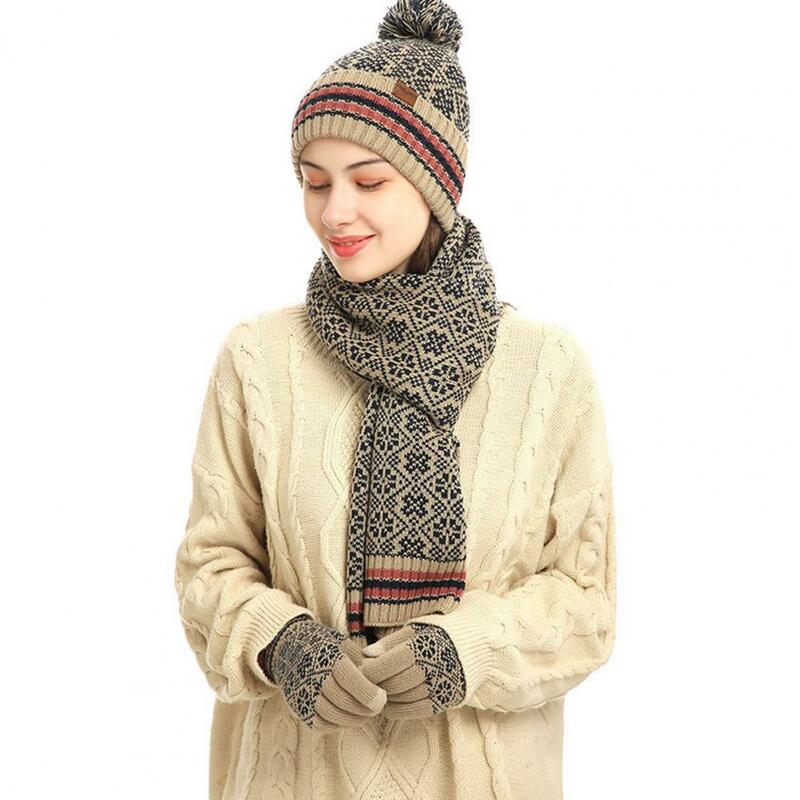 مجموعة الشتاء المواد لمط المرأة ، الجاكار متماسكة قبعة صغيرة ، قبعة ، وشاح طويل ، قفازات تعمل باللمس مع بطانة الصوف