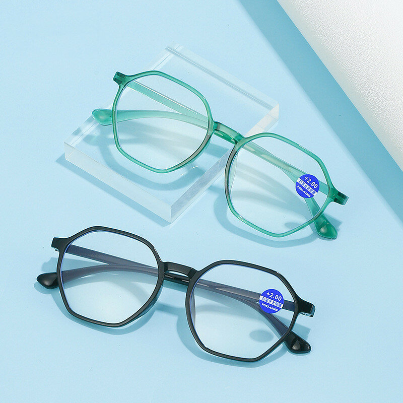 الترا ضوء نظارات للقراءة موضة شفافة الإناث منتصف العمر وكبار السن عالية الوضوح مكافحة نظارات الضوء الأزرق