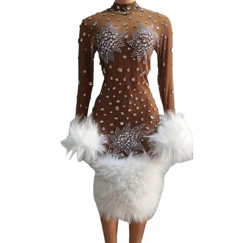 منتجات جديدة 2023 انظر من خلال شبكة بنية مثير فستان من الفراء الأبيض لامعة الماس كريب فساتين سهرة للحفلات السجادة الحمراء