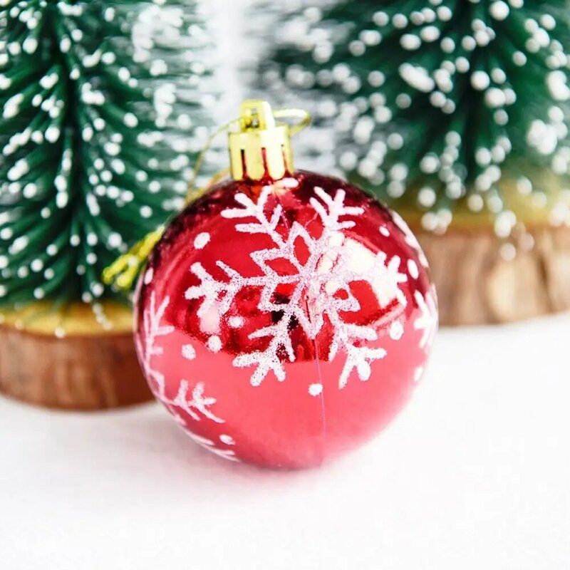 شجرة عيد الميلاد زخرفة الكرة ، رسمت عيد الميلاد معلقة قلادة ، كرات بلاستيكية ندفة الثلج ، 6 سنتيمتر ، مطلي ، 6 قطعة