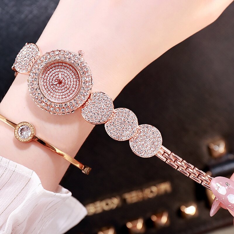 الماس الكامل الماس سوار الإناث طالب ساعة بسيطة الموضة مزاجه نقطة الماس مستديرة صغيرة ساعة مزدوجة Reloj دي Muje