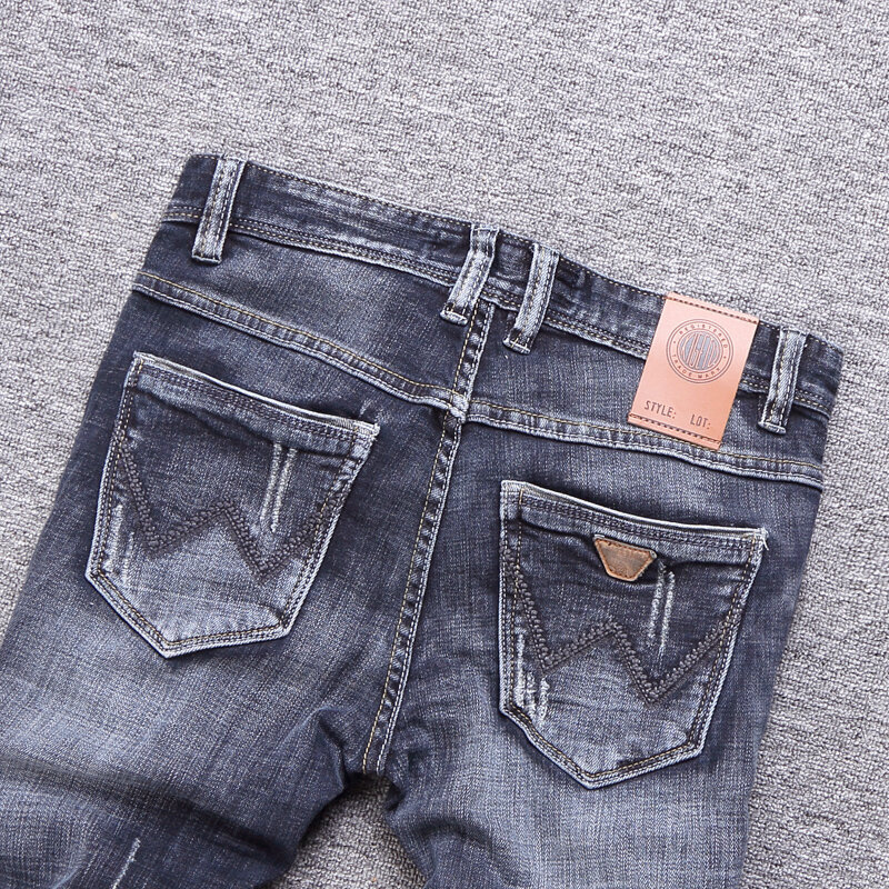 بنطلون جينز للرجال بتصميم إيطالي بتصميم عتيق باللونين الأسود والأزرق بنطلون جينز مضلع ضيق مناسب للرجال بنطلون جينز غير رسمي عتيق للرجال
