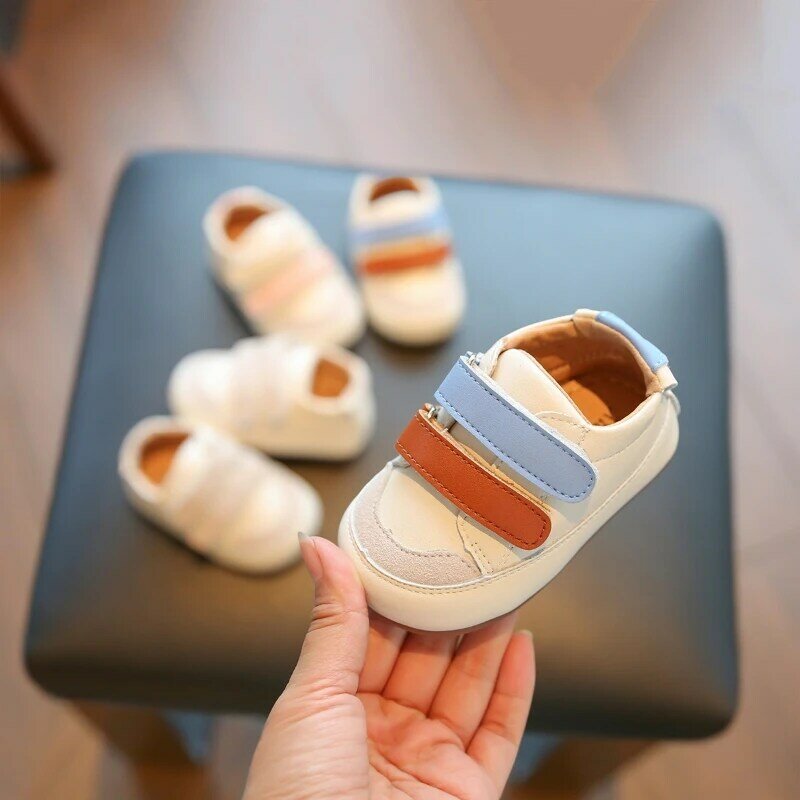 حذاء المشي لينة وحيد للطفل ، أحذية مجلس الأطفال ، أحذية رياضية للأولاد ، الربيع والخريف ، جديد ، 1 إلى 2 سنة الرضع