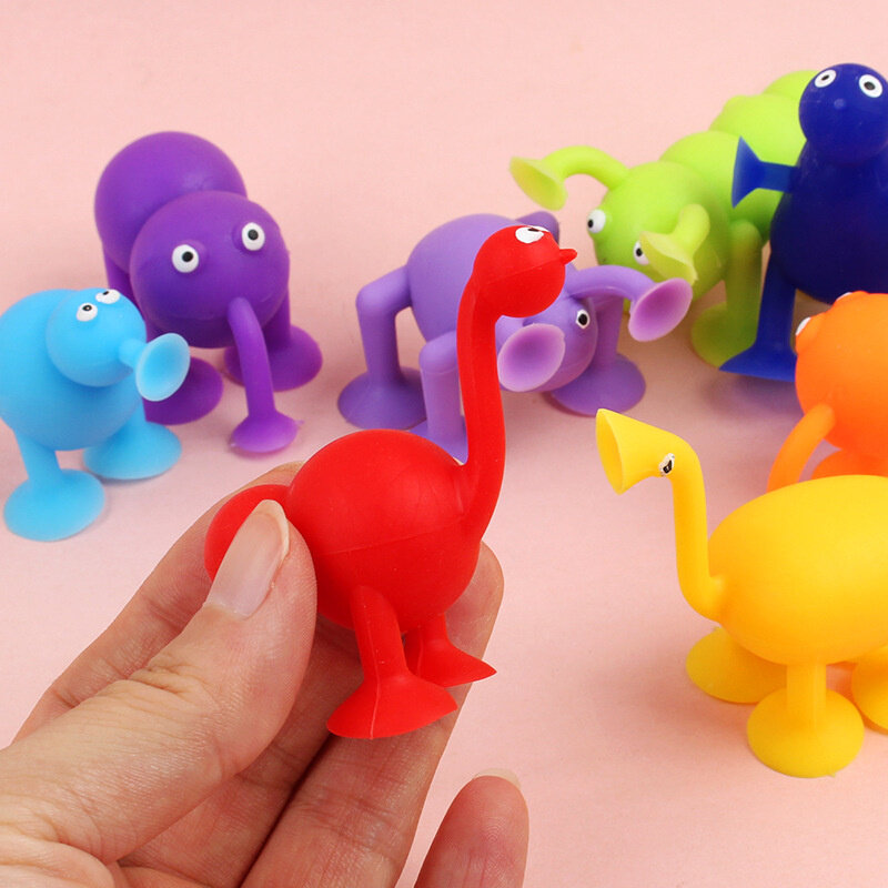 دمية صغيرة للأطفال مبتكرة لشفط الكبس مصنوعة من أشكال حيوانات غريبة وبأشكال حيوانات كؤوس صغيرة للأطفال
