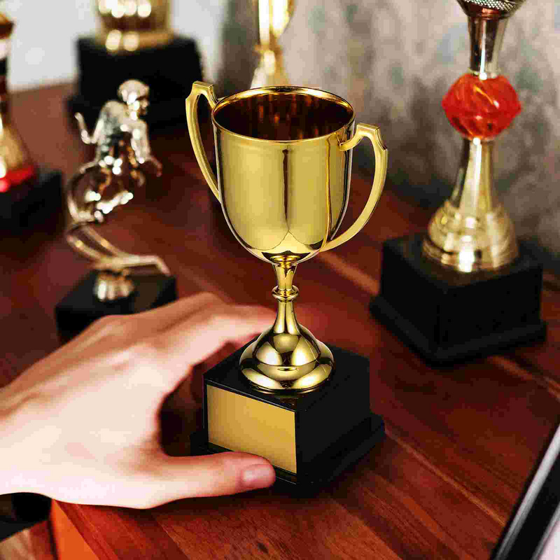 كأس ذهبي برقائق معدنية ، كأس بلاستيكي ، جوائز ذهبية ، هدايا هالويز للجنسين ، كرة سلة