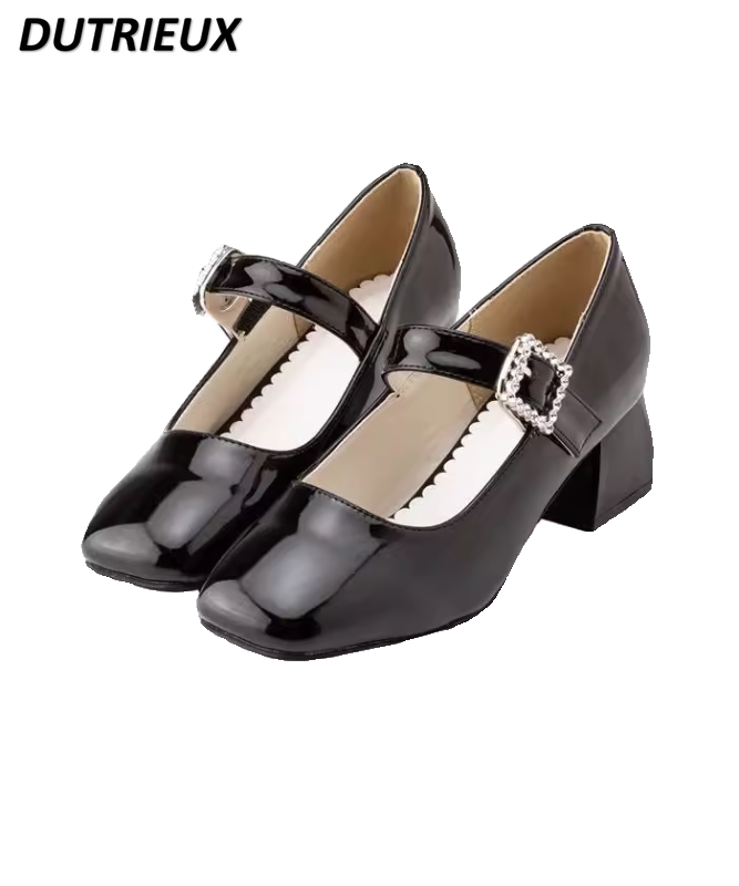 حذاء ماري جين الكلاسيكي ذو الإصبع المربع للنساء ، ياباني حلو ، حجر الراين ، لوليتا لطيفة ، برية ، أحادية اللون ، كعب بسيط