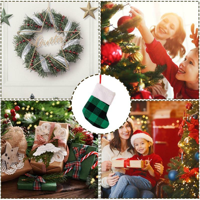 حلوى عيد الميلاد شنق جوارب ، سانتا هدية الجوارب ، الموقد ، جوارب غنوم