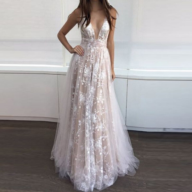 فستان زفاف دانتيل مع توتو V عميق ، MK1508