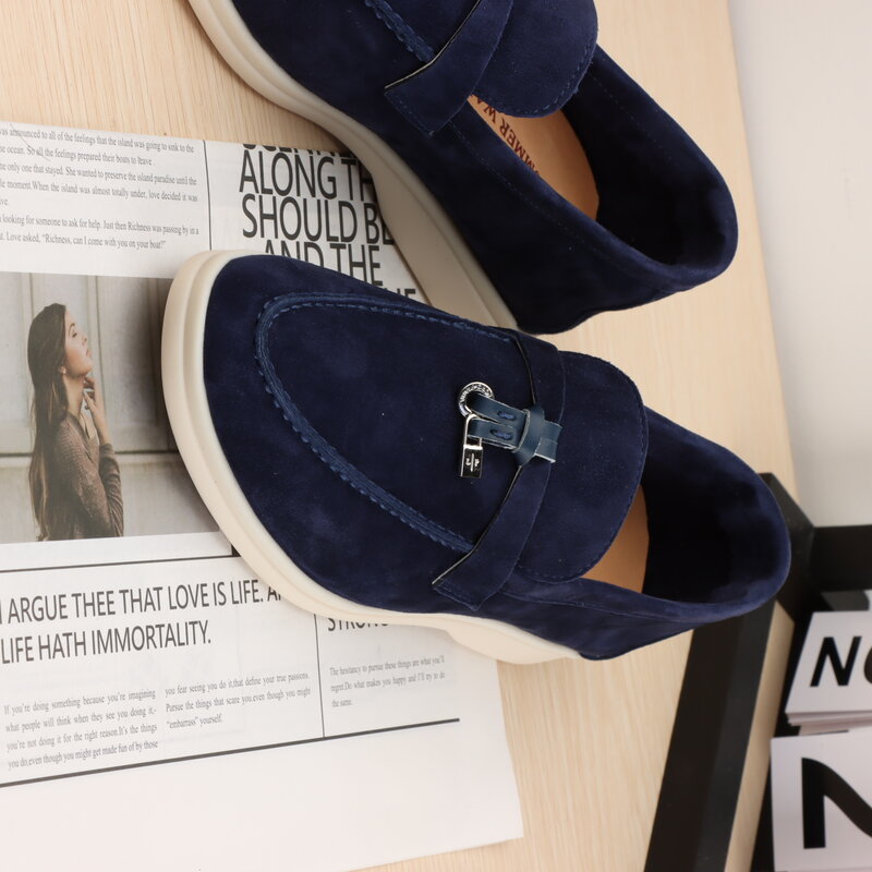 الصيف الأحذية النسائية الأحذية الجلدية المتسكعون 2023 الرجال حذاء مسطح مصمم العلامة التجارية الصيف موضة فاخرة غير رسمية جديدة المتسكعون