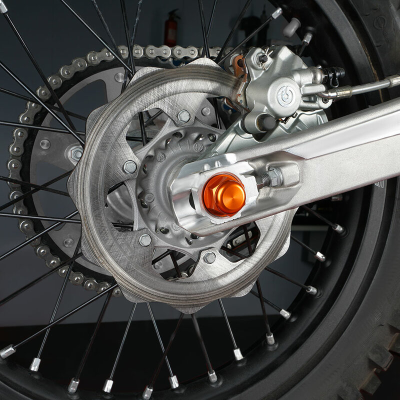 محور قفل العجلة الخلفية الأمامية من الألومنيوم لـ Husqvarna لـ KTM 125 200 250 300 350 400 450 XCW EXC exf 500-2016 2022