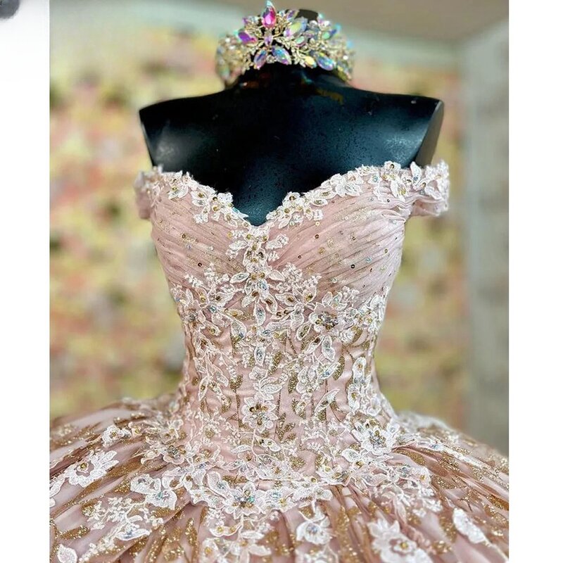 يزين الوردي فستان الأميرة Quinceanera ، ثوب الكرة لامعة ، فستان الزفاف V-Neck ، طول الكلمة ، ثوب العروس