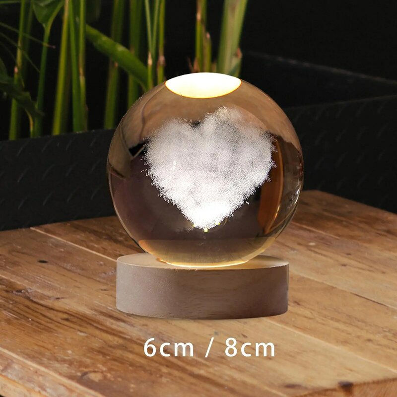 كرة زجاجية ثلاثية الأبعاد ضوء ليلي مع قاعدة خشبية ليد ، نمط قلب ، هدية لغرفة النوم