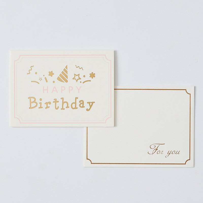 بطاقات معايدة بيضاء مع رقائق ذهبية وبطاقة ومظروف وأيام ميلاد سعيدة أو منتج مخصص أو مخزون أو تصميم مخصص