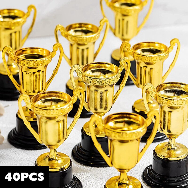 40 قطعة كؤوس نصر ذهبية ذهبية جوائز صغيرة الجوائز والمكافآت أطفال المدارس الفصول الدراسية المكافآت الرياضية