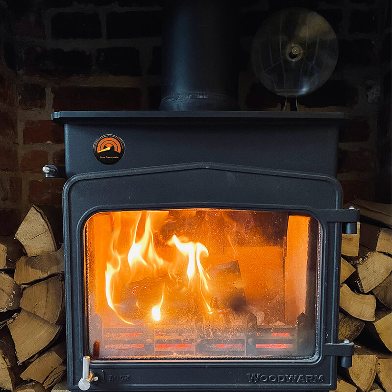 6 شفرات تعمل بالطاقة الحرارية موقد مروحة الموقد الأسود كومين سجل الخشب الموقد صديقة للبيئة هادئة مروحة المنزل كفاءة توزيع الحرارة