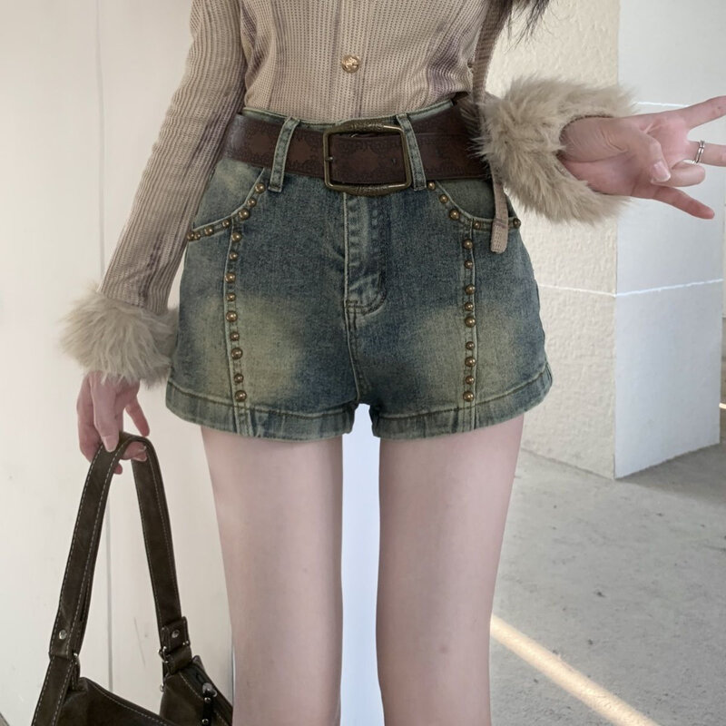 شورت دنيم نسائي بتصميم برشام عالي الخصر ، جينز نسائي صغير بأرجل واسعة ، طراز شارع كلاسيكي في الولايات المتحدة ، فتاة صغيرة ، صيف